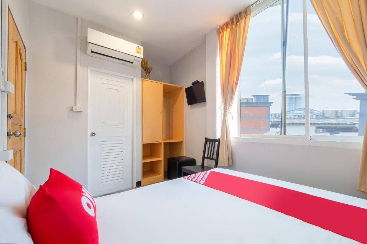 Oyo 969 Lida 1946 Hostel Bangkok Esterno foto