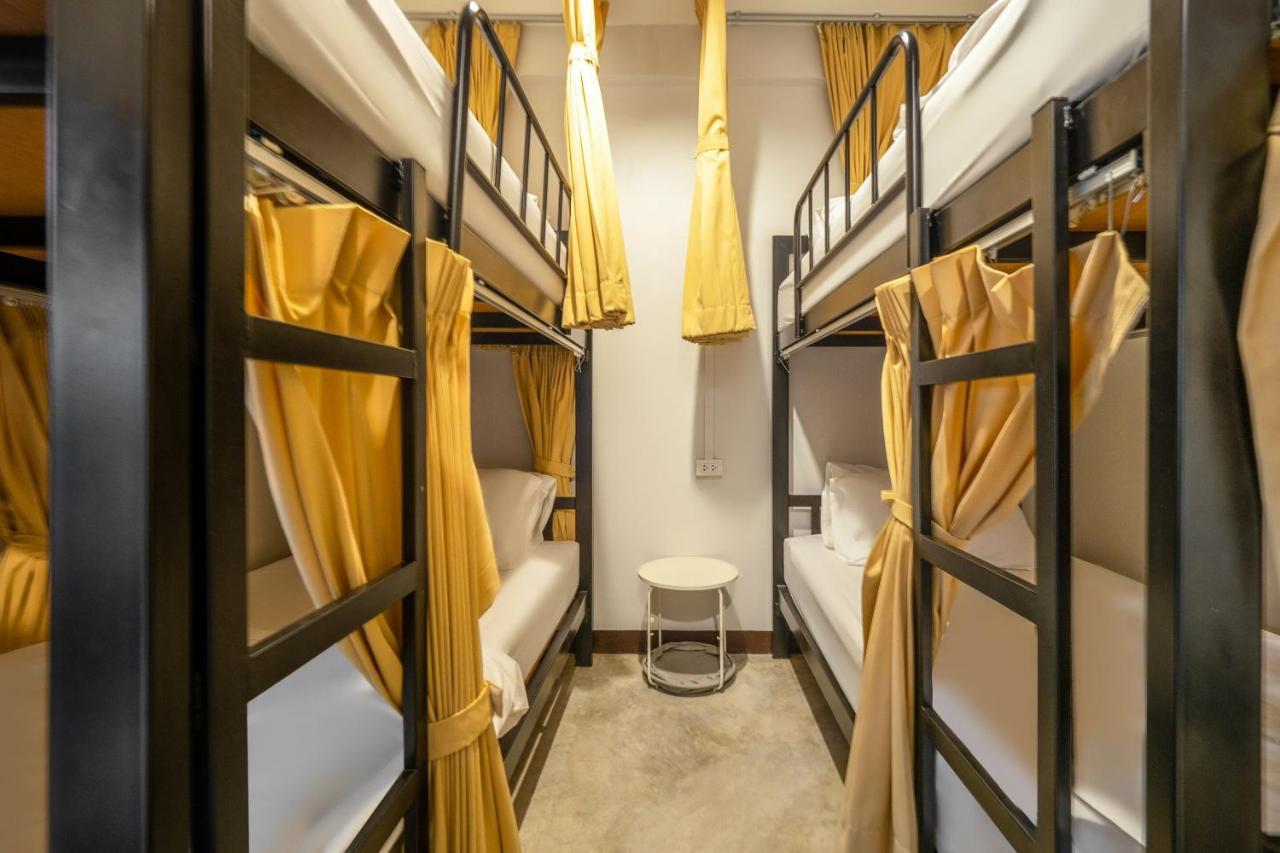 Oyo 969 Lida 1946 Hostel Bangkok Esterno foto