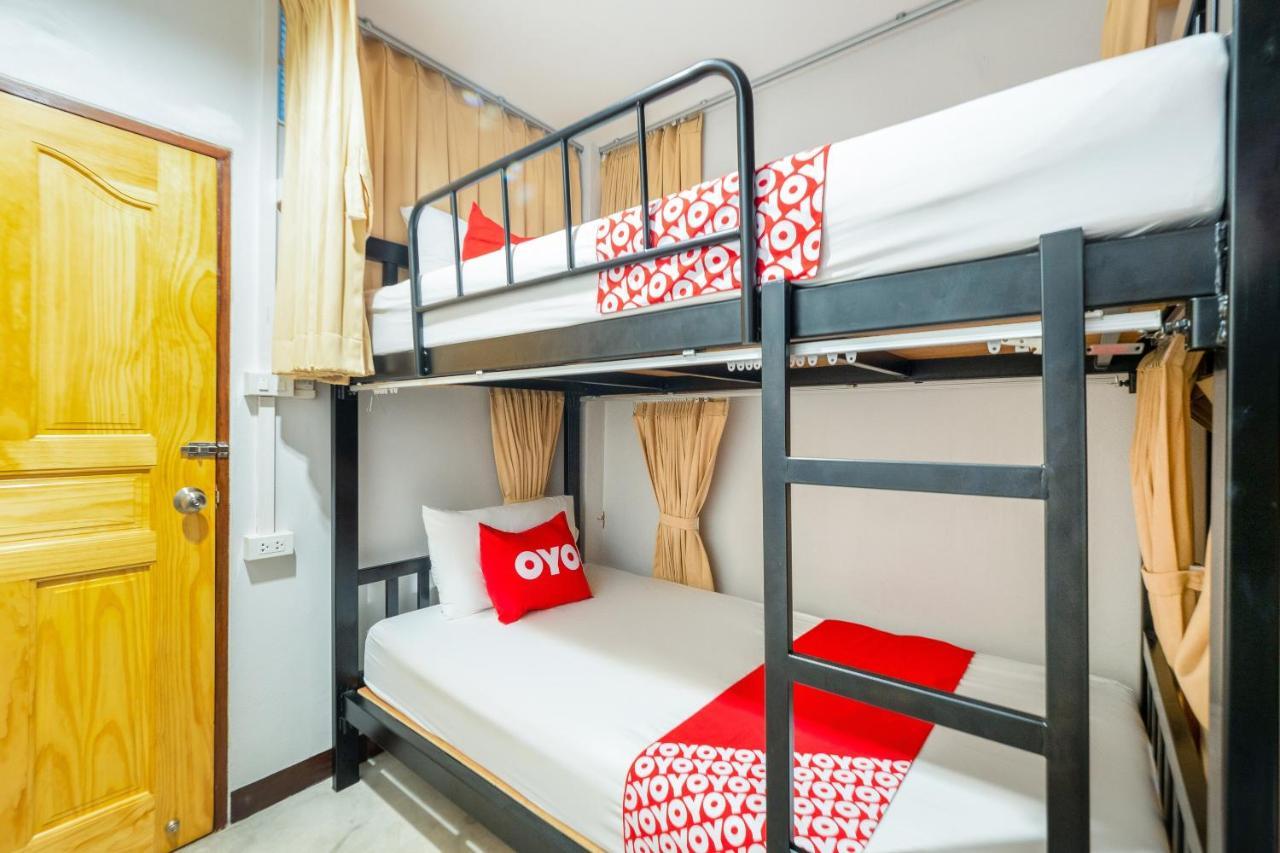 Oyo 969 Lida 1946 Hostel Bangkok Esterno foto