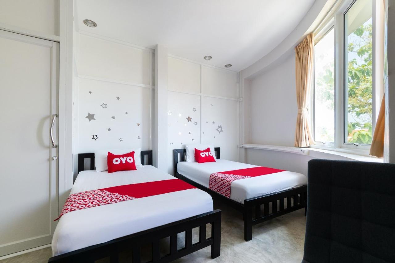 Oyo 969 Lida 1946 Hostel Bangkok Esterno foto