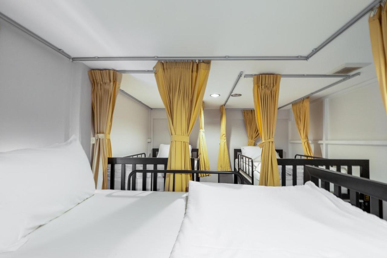 Oyo 969 Lida 1946 Hostel Bangkok Esterno foto