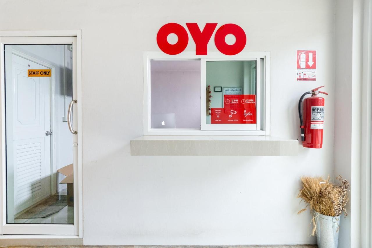 Oyo 969 Lida 1946 Hostel Bangkok Esterno foto