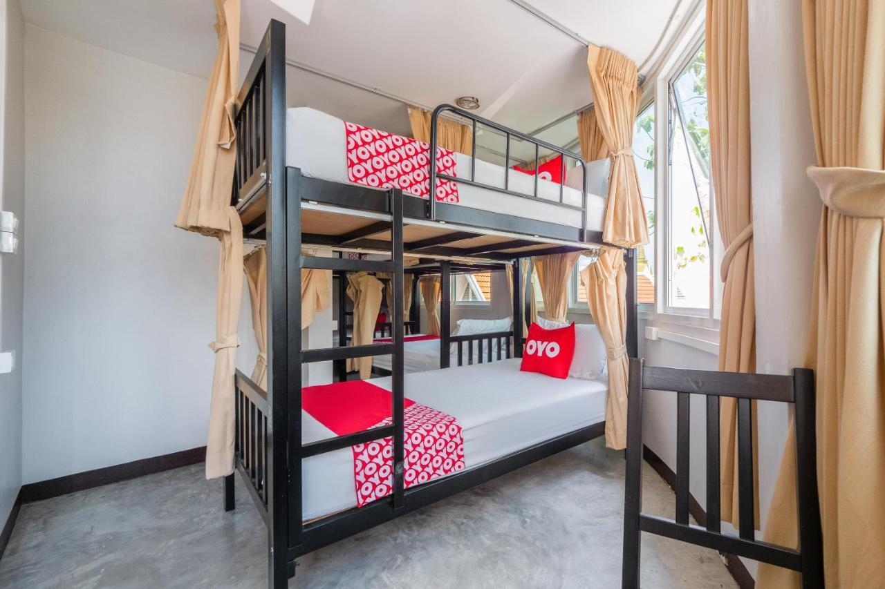 Oyo 969 Lida 1946 Hostel Bangkok Esterno foto